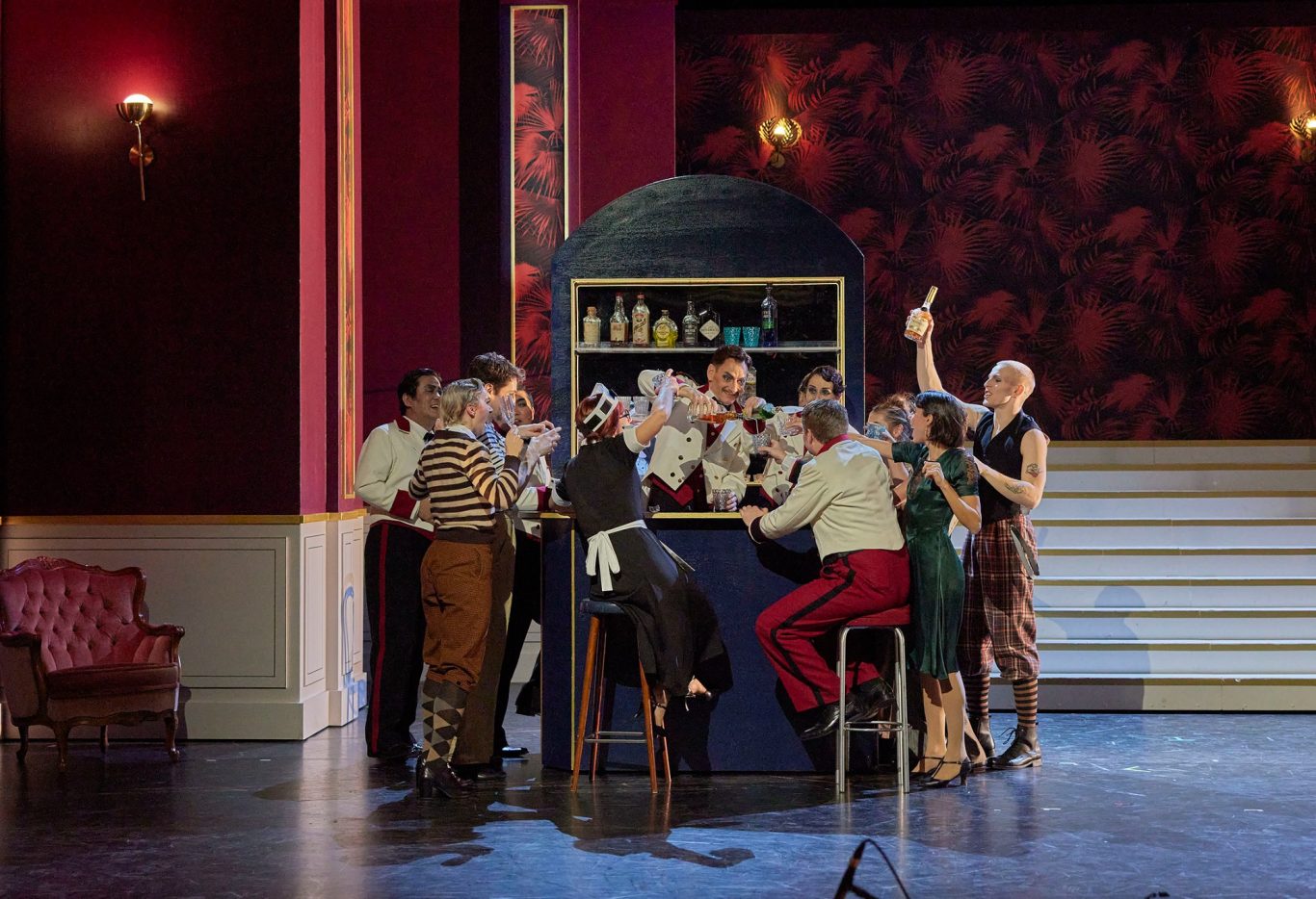 Märchen Grand Hotel Mainfranken Theater Würzburg 2024